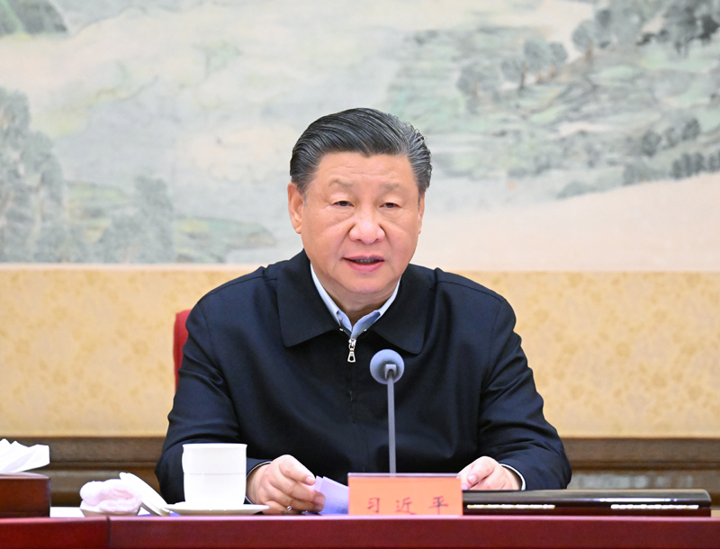 12月21日至22日,中共中央政治局召开学习贯彻习近平新时代中国特色社会主义思想主题教育专题民主生活会,中共中央总书记习近平主持会议并发表重要讲话。