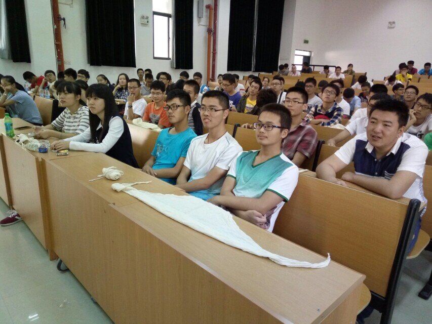 十三水
红十字会急救知识培训 (5) 十三水
红十字会急救知识培训 (5)